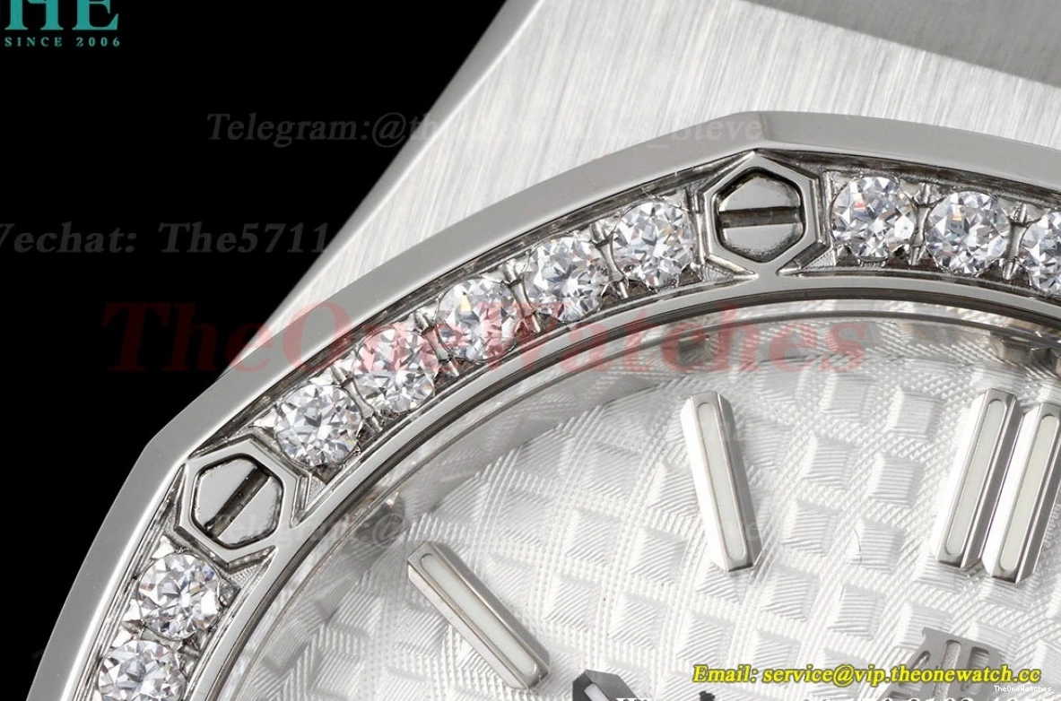 white Quartz Royal 8F Dial Ladies Swiss SS 33mm Oak SS 0218